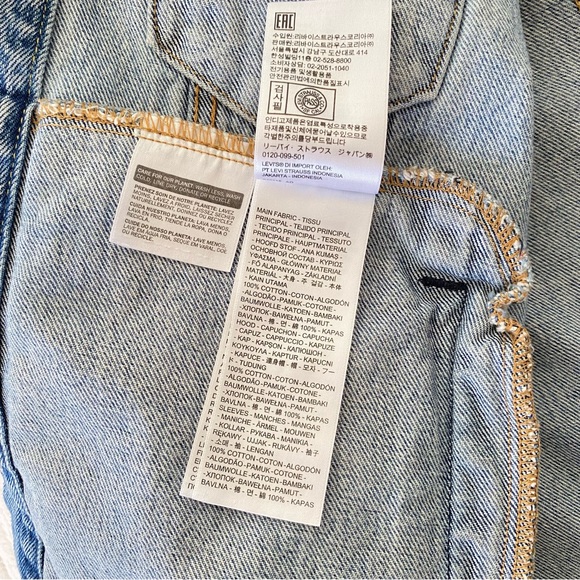 Levi’s Women's Hybrid Denim Hoodie Trucker Jacket Blue Gray 100% Cotton size S - Picture 10 of 10